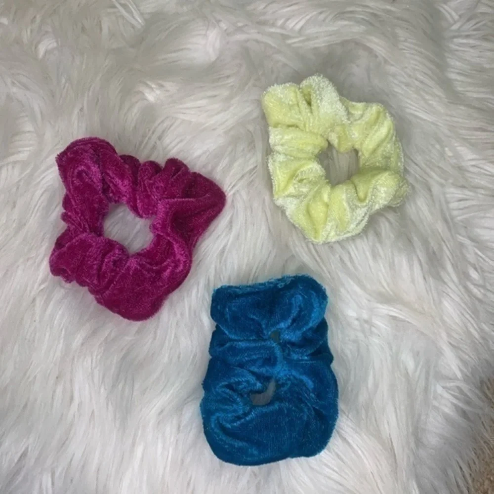 Set‎ of 3 velvet scrunchies purple, yellow & blue
